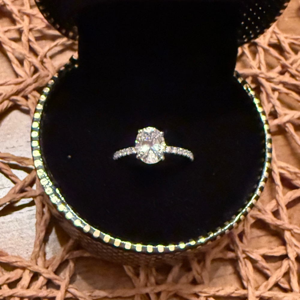 White gold 2ct moissanite engagement ring